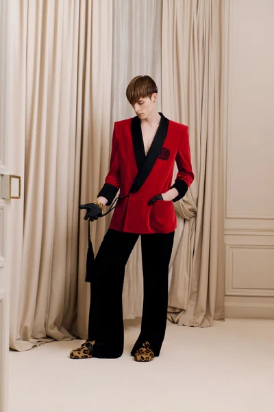 Look 27